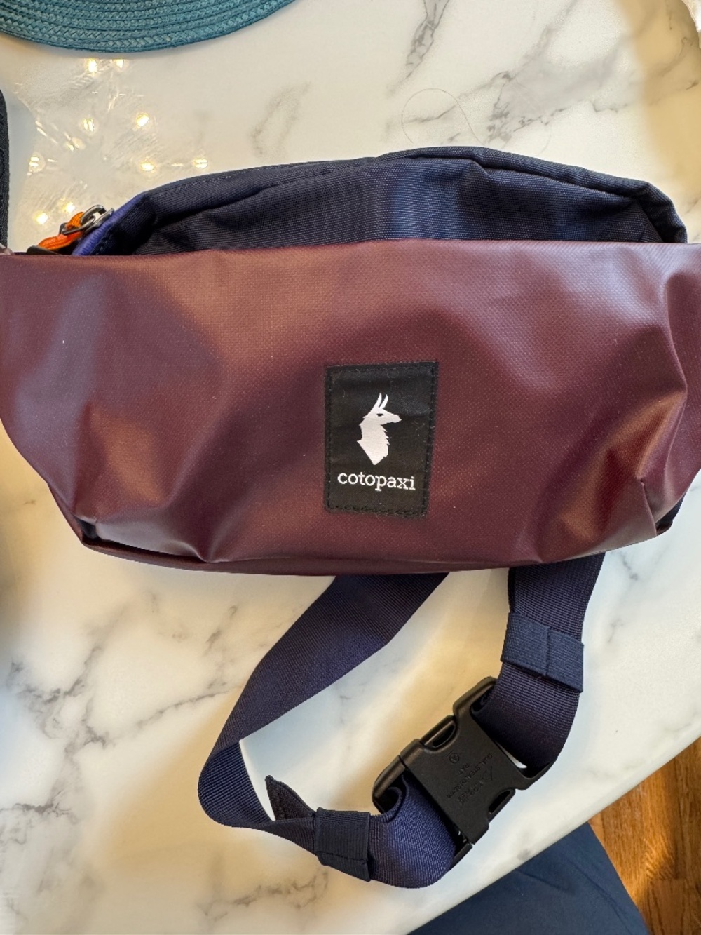 Cotopaxi COSO 2L Hip Pack - CADA Dia - Wine/Maritime 2L